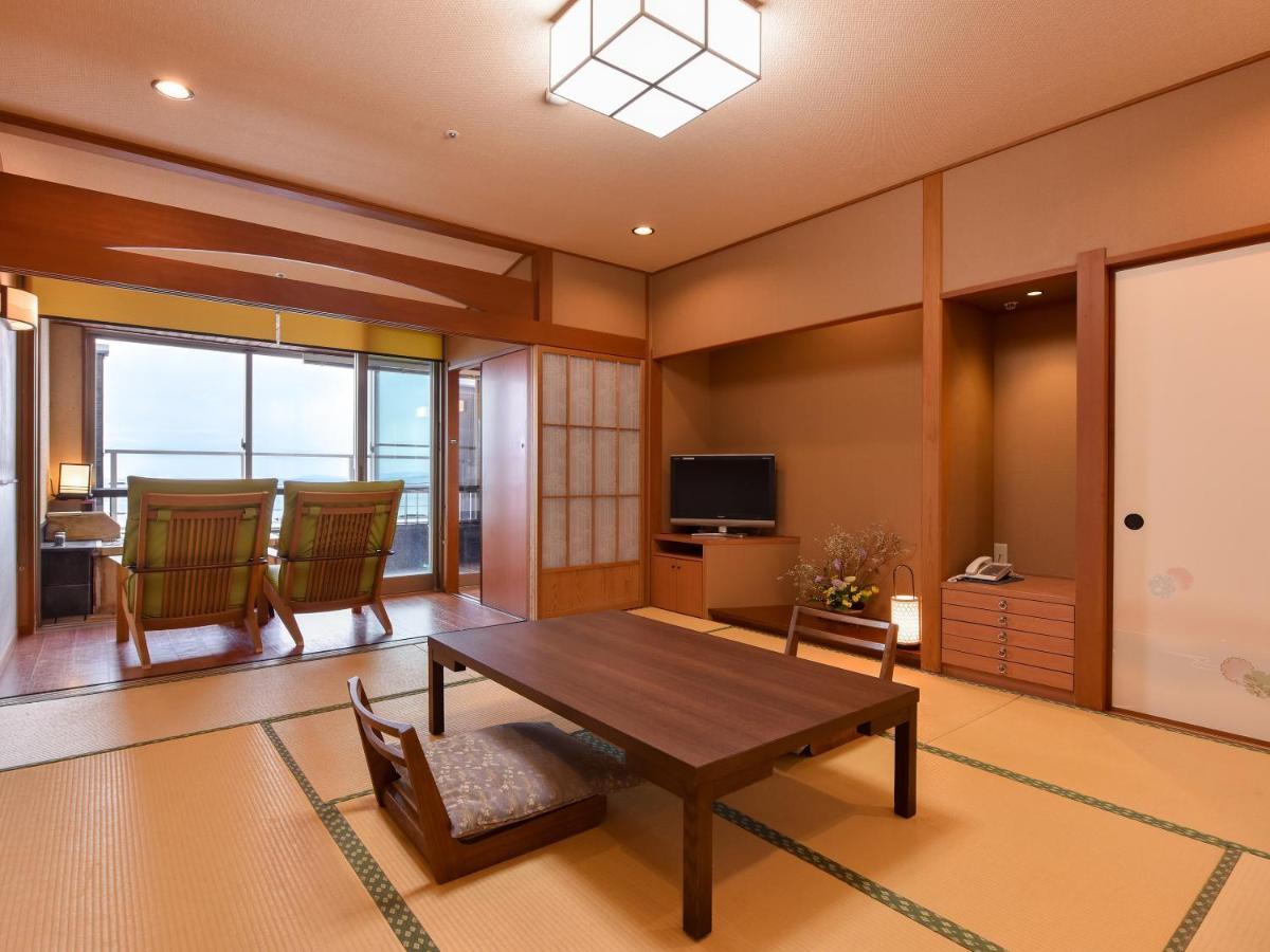 Hotel Sanrakuso Shirahama Exterior photo